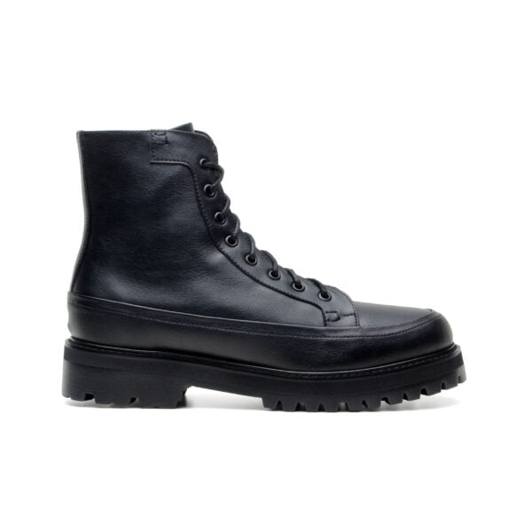 Ingmar Boot in Black from Green Laces