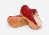 Da Vinci Clog in Red from Good Guys