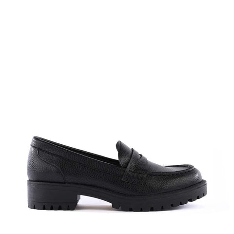Roulette Loafer in Black from BC Footwear